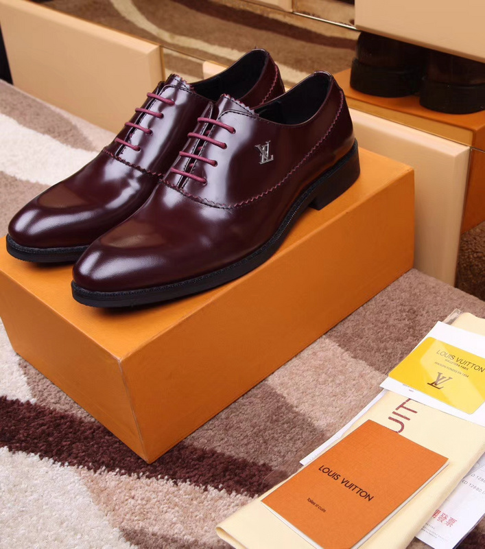 LV Men shoes 1:1 quality-1458