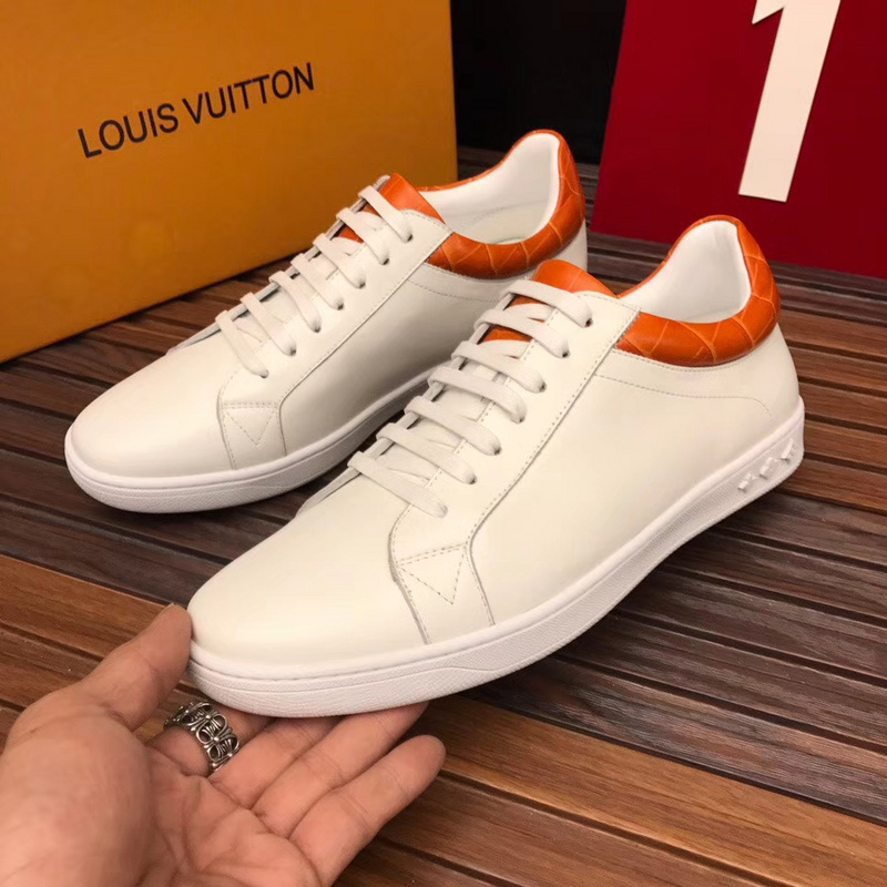 LV Men shoes 1:1 quality-1480