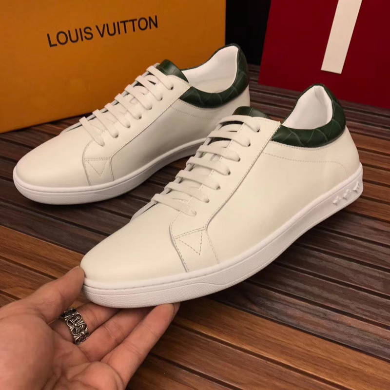 LV Men shoes 1:1 quality-1481