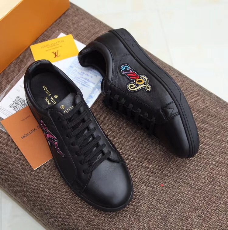 LV Men shoes 1:1 quality-1630