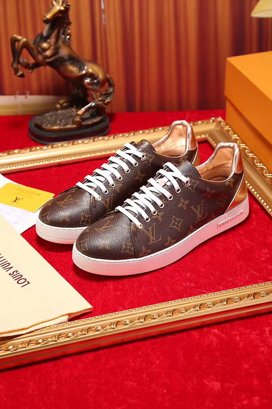 LV Men shoes 1:1 quality-1633