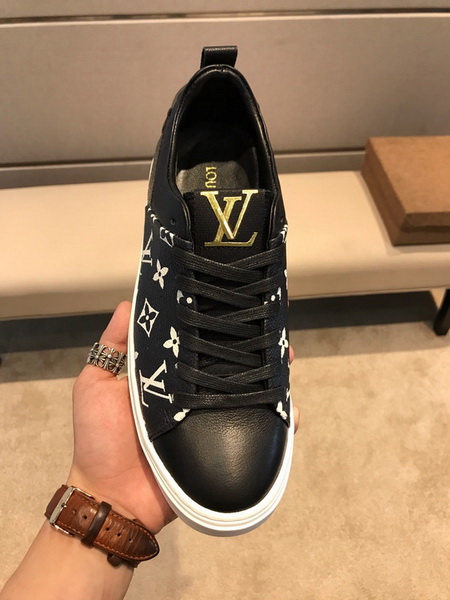 LV Men shoes 1:1 quality-1709