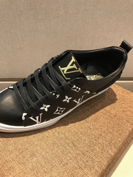 LV Men shoes 1:1 quality-1709