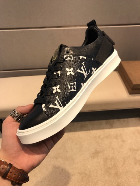 LV Men shoes 1:1 quality-1709