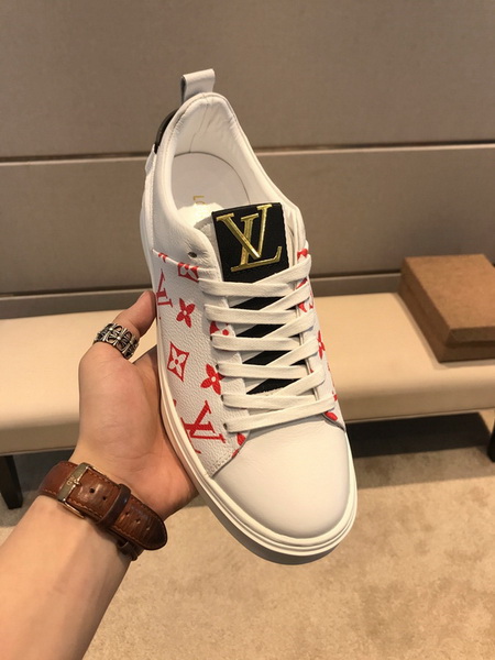 LV Men shoes 1:1 quality-1710