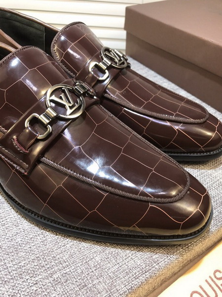 LV Men shoes 1:1 quality-1743