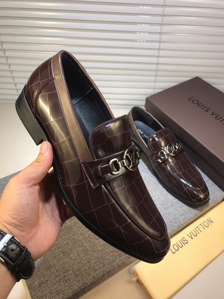 LV Men shoes 1:1 quality-1743