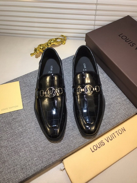 LV Men shoes 1:1 quality-1744