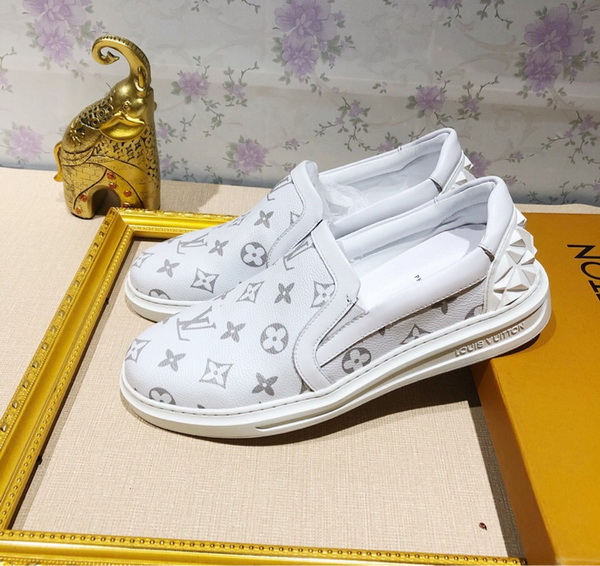 LV Men shoes 1:1 quality-1756