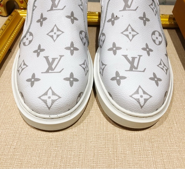 LV Men shoes 1:1 quality-1756