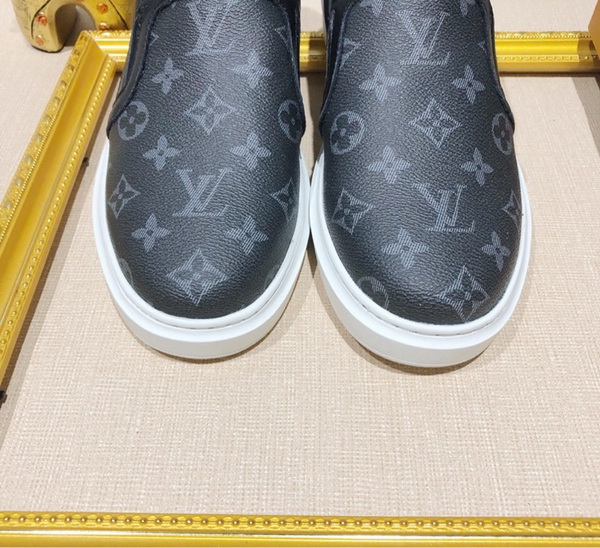 LV Men shoes 1:1 quality-1757