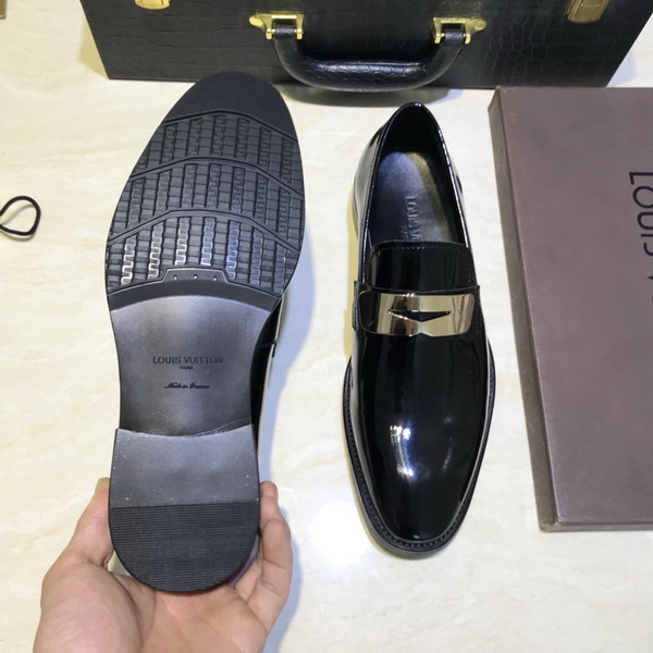 LV Men shoes 1:1 quality-1786