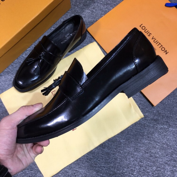 LV Men shoes 1:1 quality-1790