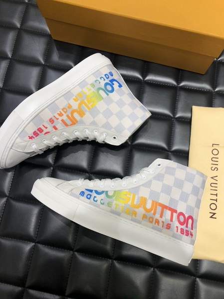 LV Men shoes 1:1 quality-1798