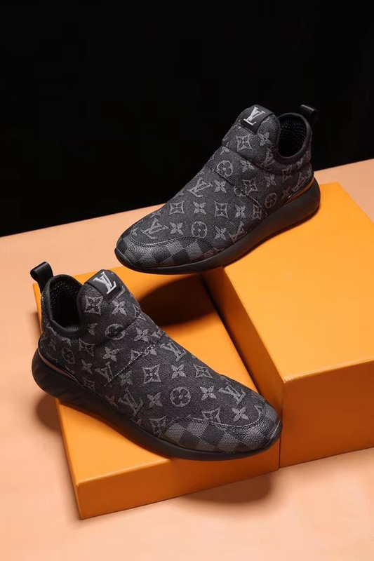 LV Men shoes 1:1 quality-1802