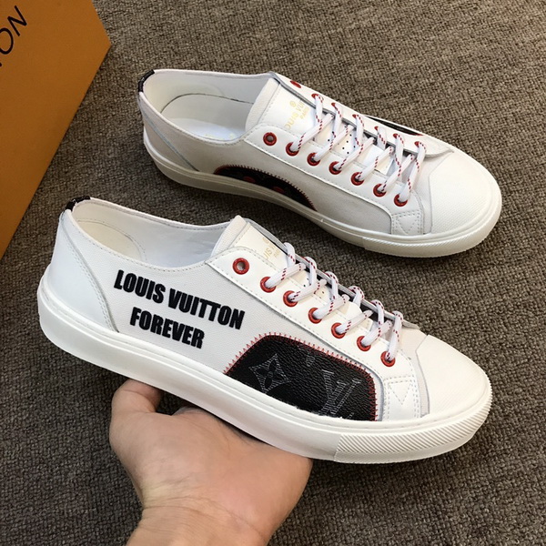 LV Men shoes 1:1 quality-1813