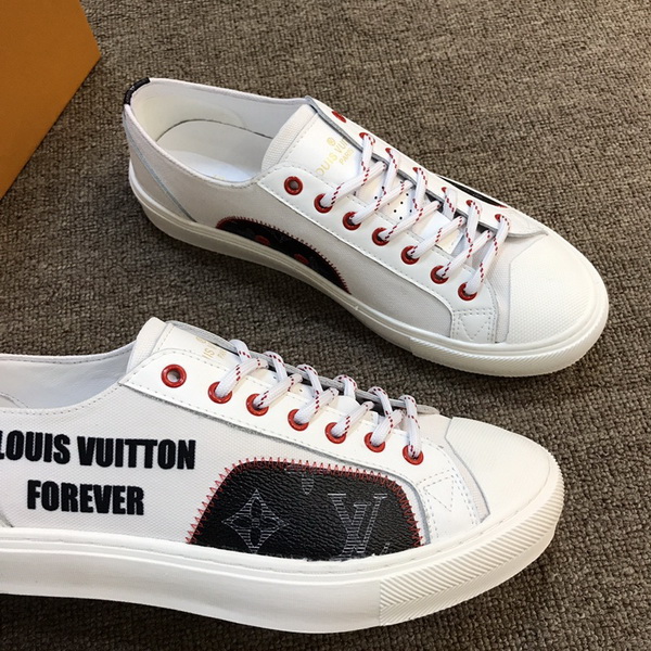 LV Men shoes 1:1 quality-1813