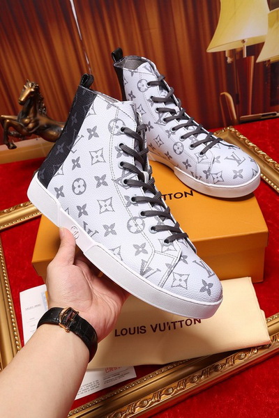 LV Men shoes 1:1 quality-1830