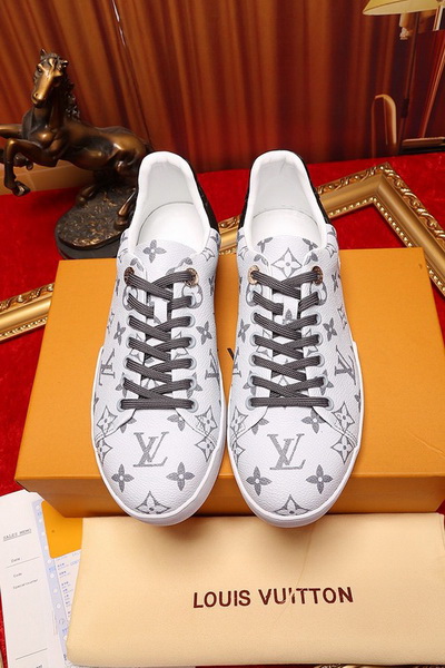 LV Men shoes 1:1 quality-1831