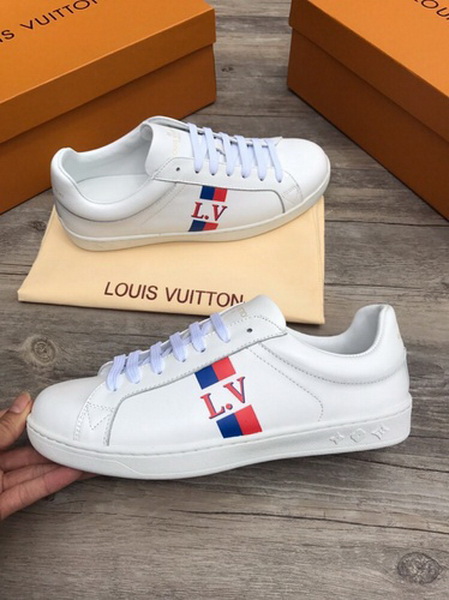 LV Men shoes 1:1 quality-1841