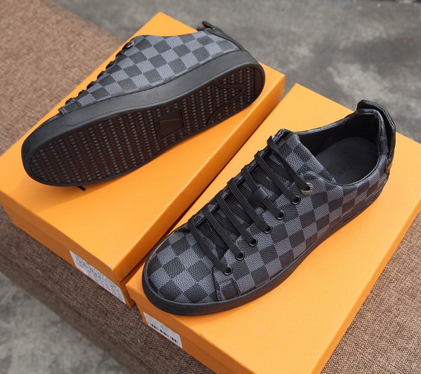 LV Men shoes 1:1 quality-1846