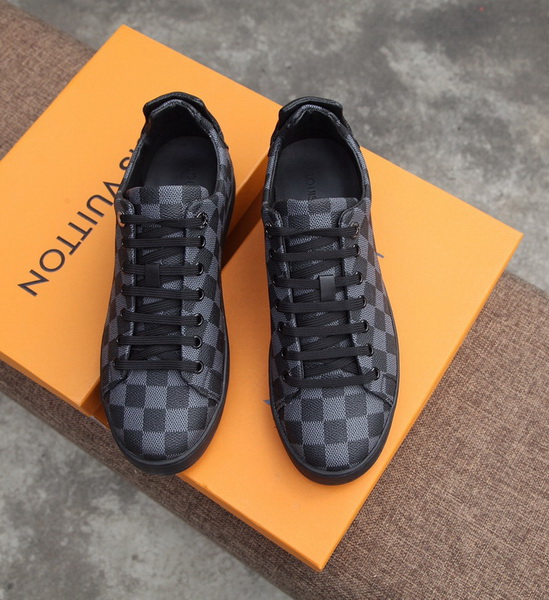 LV Men shoes 1:1 quality-1846