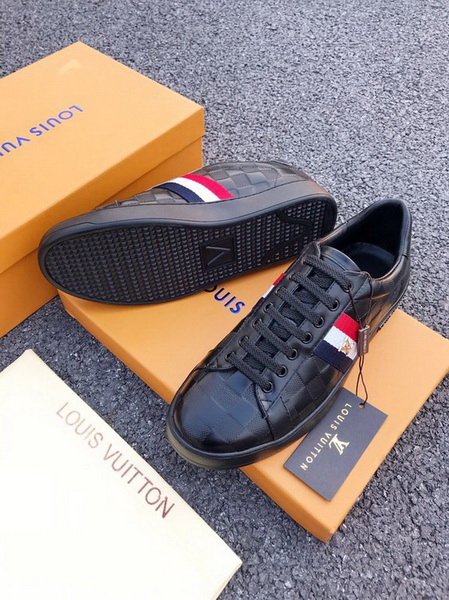 LV Men shoes 1:1 quality-1853