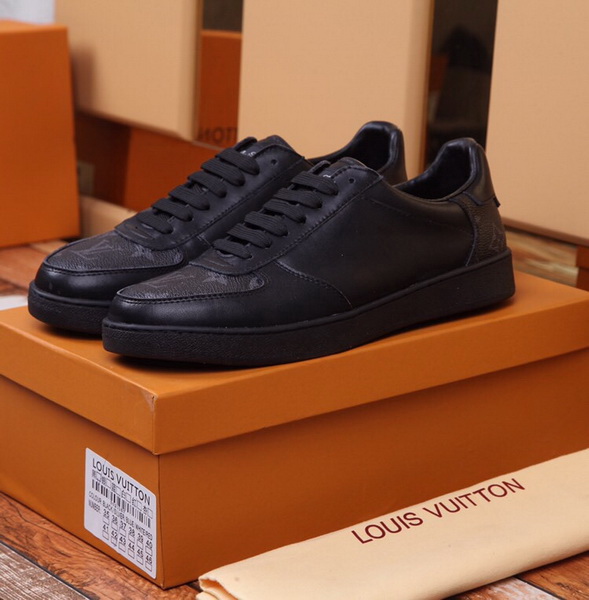 LV Men shoes 1:1 quality-1882