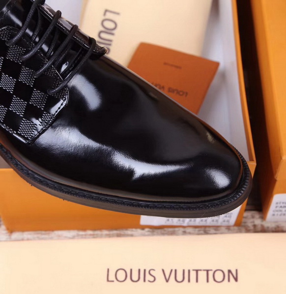 LV Men shoes 1:1 quality-1903