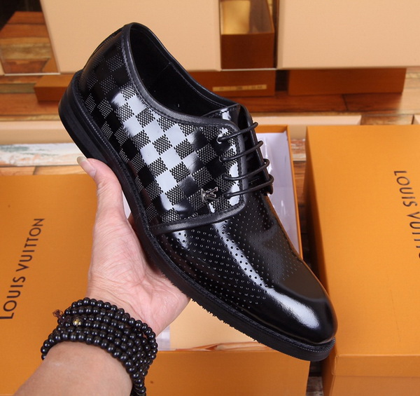 LV Men shoes 1:1 quality-1907