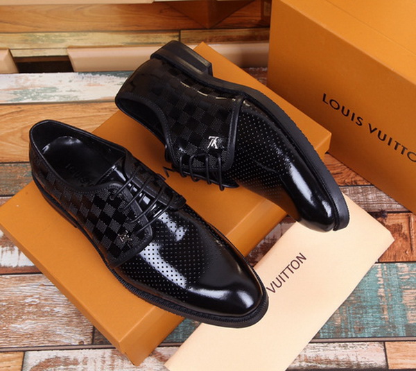 LV Men shoes 1:1 quality-1907