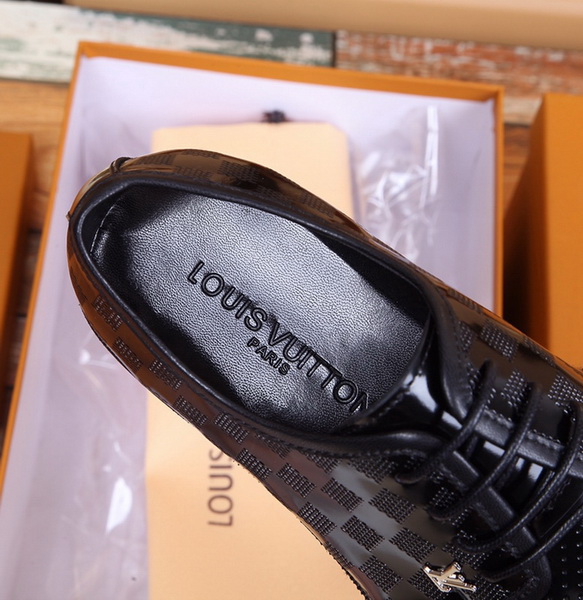 LV Men shoes 1:1 quality-1907