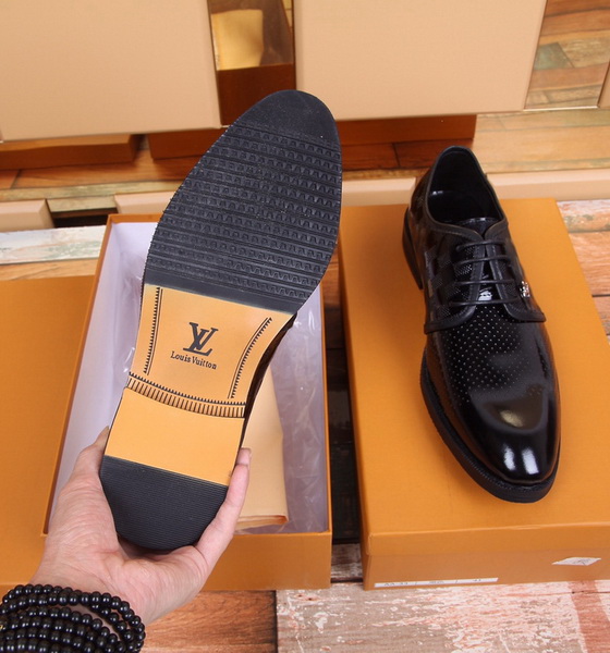 LV Men shoes 1:1 quality-1907