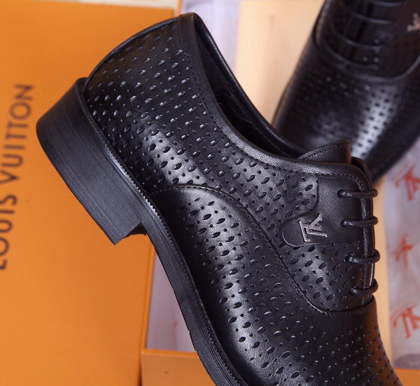 LV Men shoes 1:1 quality-1909