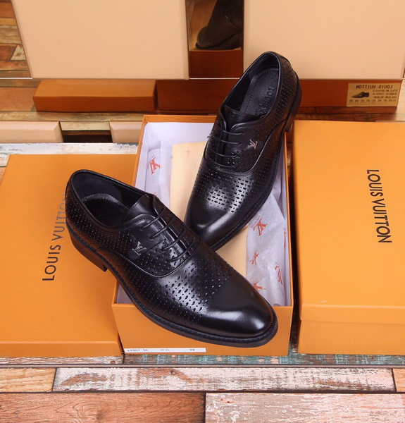 LV Men shoes 1:1 quality-1909