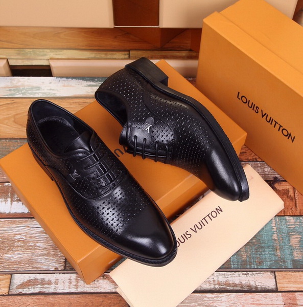 LV Men shoes 1:1 quality-1909