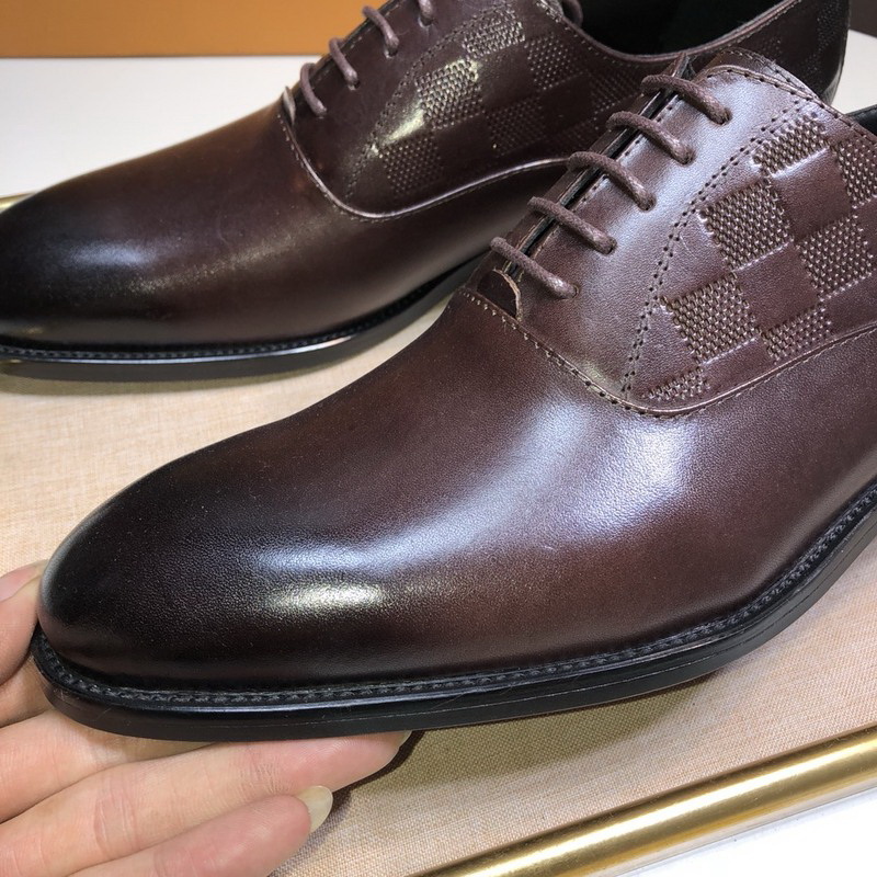 LV Men shoes 1;1 quality-1913