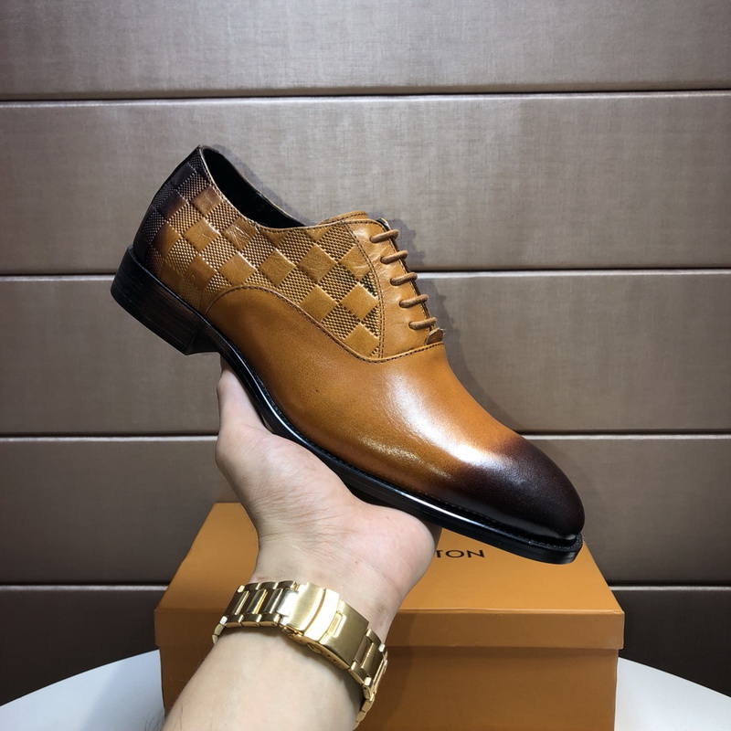 LV Men shoes 1;1 quality-1914