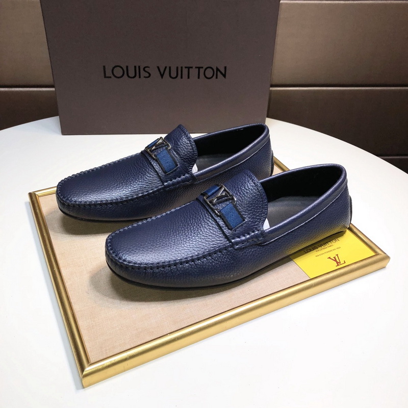 LV Men shoes 1;1 quality-1918