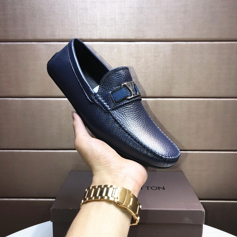 LV Men shoes 1;1 quality-1918