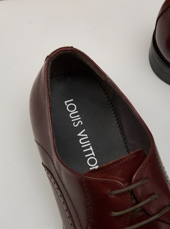 LV Men shoes 1;1 quality-1980