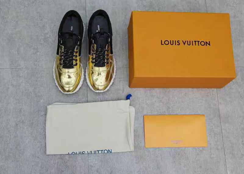 LV Men shoes 1;1 quality-1983