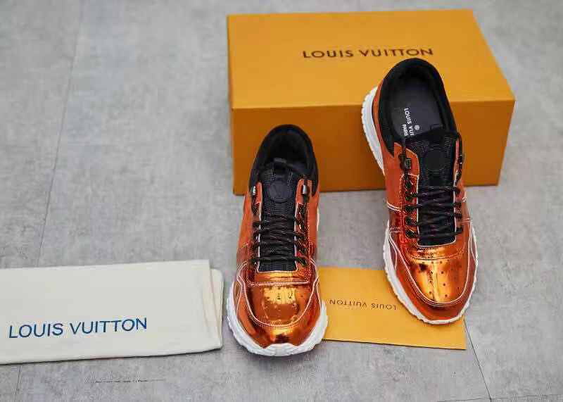 LV Men shoes 1;1 quality-1984