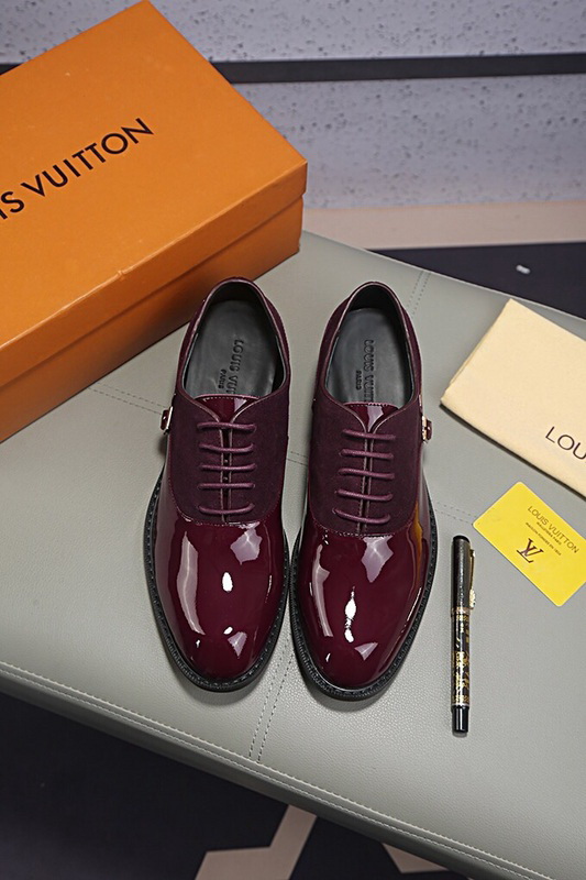 LV Men shoes 1;1 quality-1988