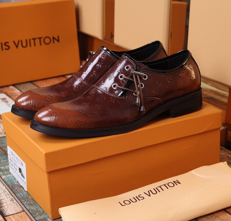 LV Men shoes 1;1 quality-1995