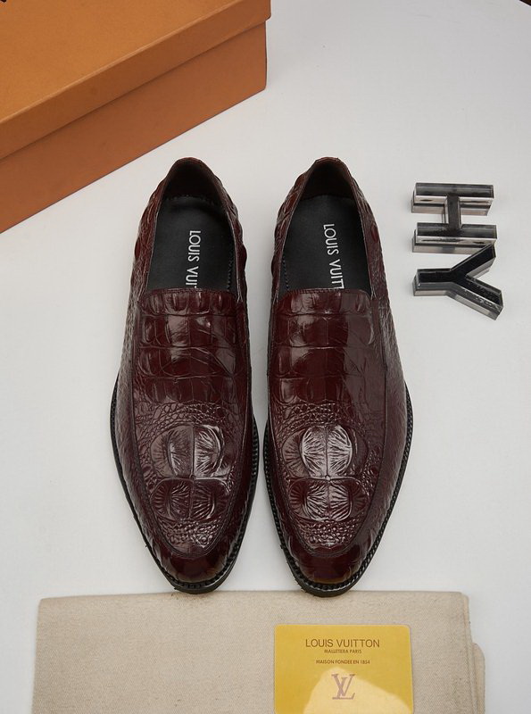 LV Men shoes 1;1 quality-2013