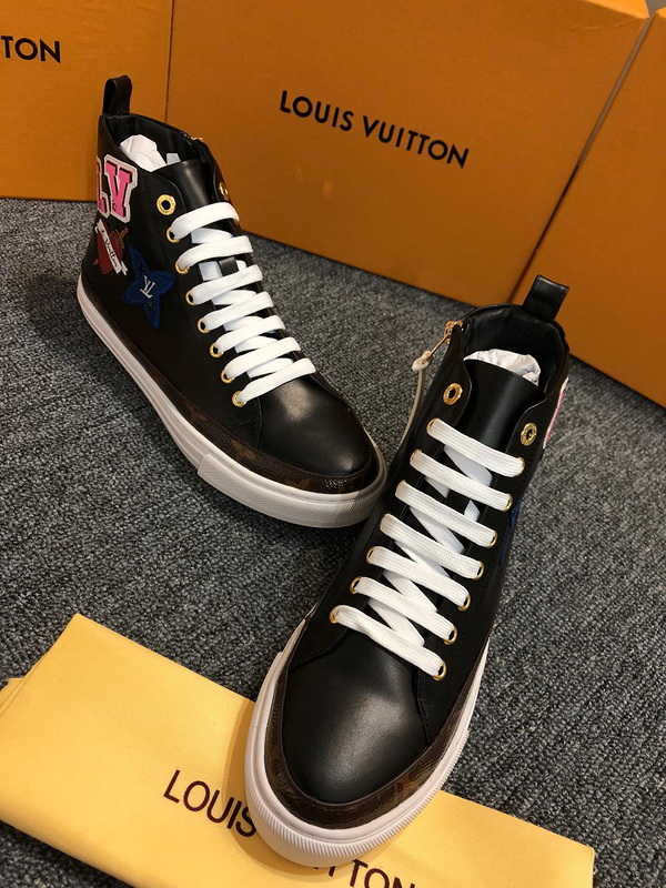 LV Men shoes 1;1 quality-2016