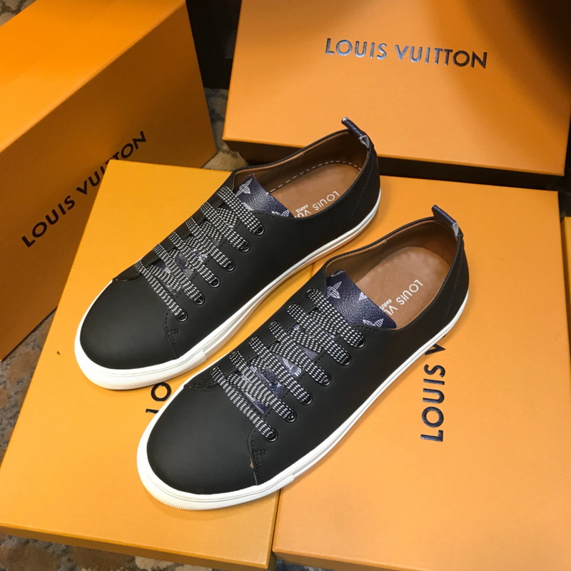 LV Men shoes 1;1 quality-2020