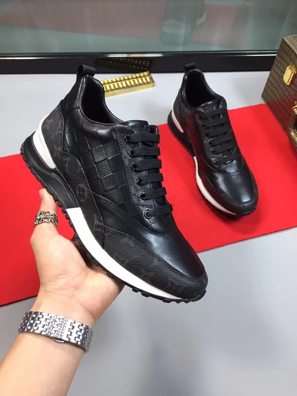 LV Men shoes 1;1 quality-2026