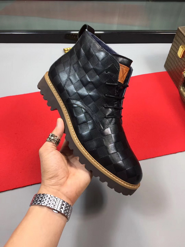 LV Men shoes 1;1 quality-2029